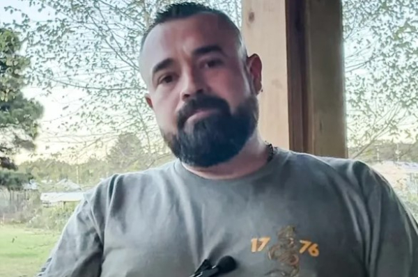 Άνδρας που κατηγορείται για φόνο έλαβε το χρίσμα του Ρεπουμπλικανικού Κόμματος για να γίνει σερίφης