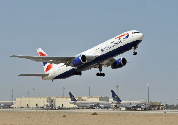 Η Μέι ζητά από την British Airways να αποζημιώσει τους πελάτες της
