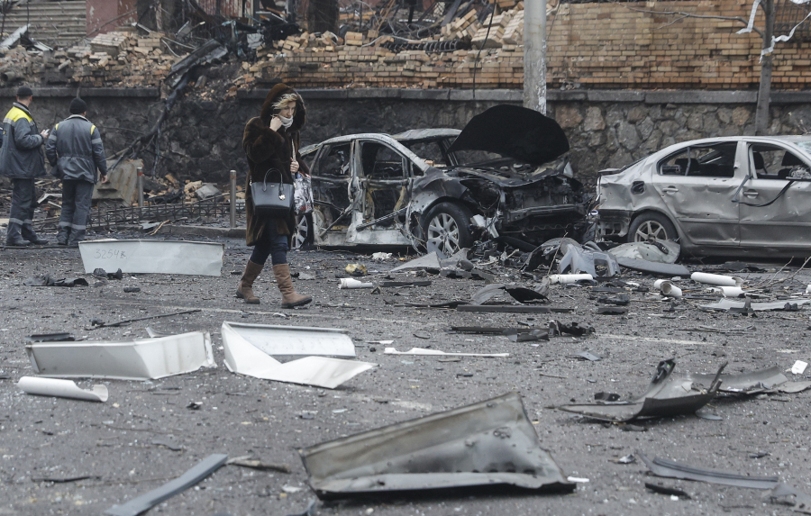 Ρωσικά πλήγματα σε κτίρια διπλωματικών αποστολών στο Κίεβο - Οργή Βρυξελλών