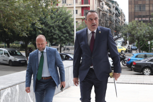 «Μαραθώνια» κατάθεση Βασίλη Στίγκα, η στρατηγική συμφιλίωση με την ΚΟ