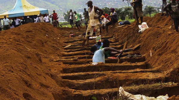 Σιέρα Λεόνε: Περισσότεροι από 400 νεκροί και 600 τραυματίες από τις πλημμύρες