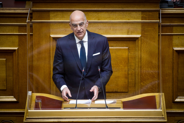 Δένδιας από Αργεντινή: Δωρεά στον δήμο Μπερίσο για να κατασκευαστούν γήπεδα ποδοσφαίρου με την ονομασία Ελλάδα