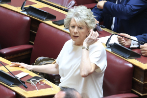 Βουλή: «Μπλόκο» της ΝΔ στην εκλογή Ακρίτα για τη θέση της αντιπροέδρου – Άγρια κόντρα πριν την ψηφοφορία