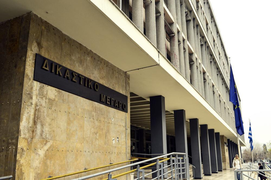 Θεσσαλονίκη: 12ετής κάθειρξη στον ογκολόγο που εξαπατούσε καρκινοπαθείς