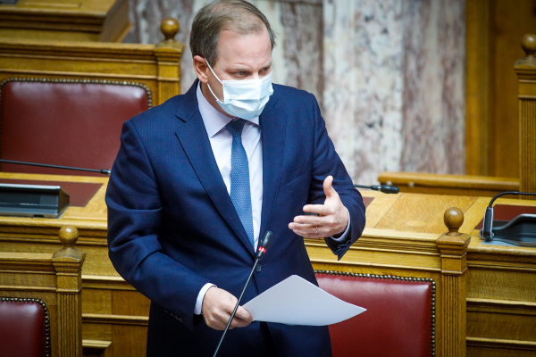 Καραμανλής: «Οι σεισμόπληκτοι της Κρήτης θα πάρουν τα χρήματά τους το συντομότερο»