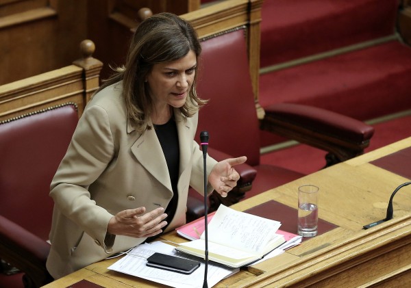 Αντωνοπούλου: Με περιφερειακές επιτροπές προωθούνται προγράμματα εγγυημένης απασχόλησης