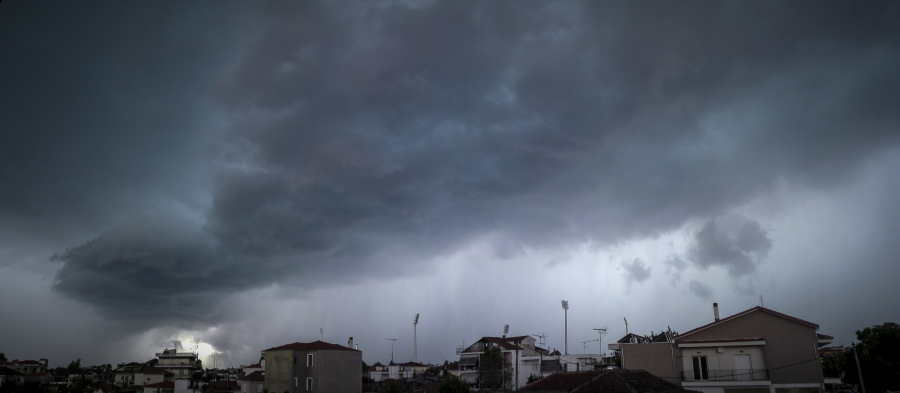 Πώς θα κινηθεί η κακοκαιρία τις επόμενες ώρες – Τι θα γίνει στην Αττική