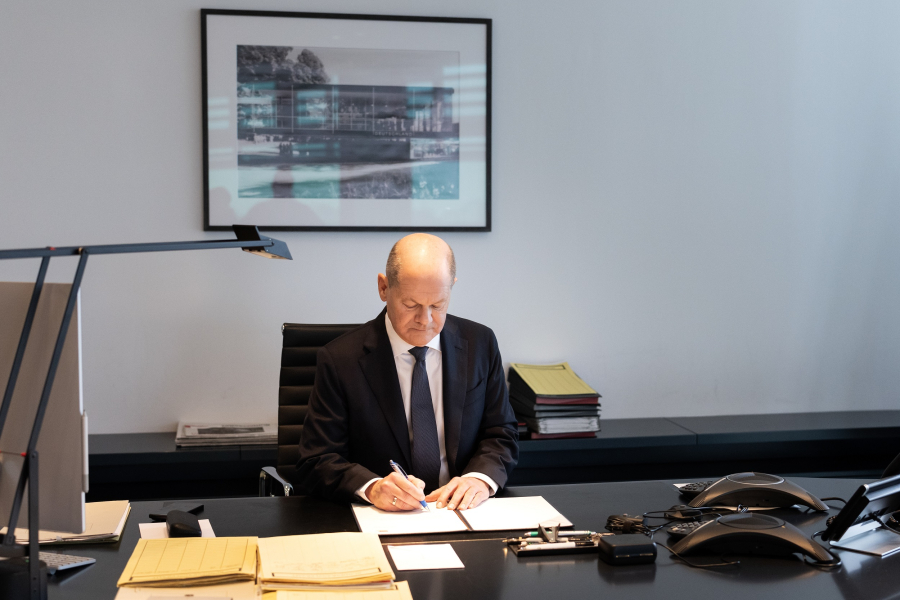 Ο Σολτς ζήτησε ψήφο εμπιστοσύνης - Τη Δευτέρα η ψηφοφορία στη Μπούντεσταγκ