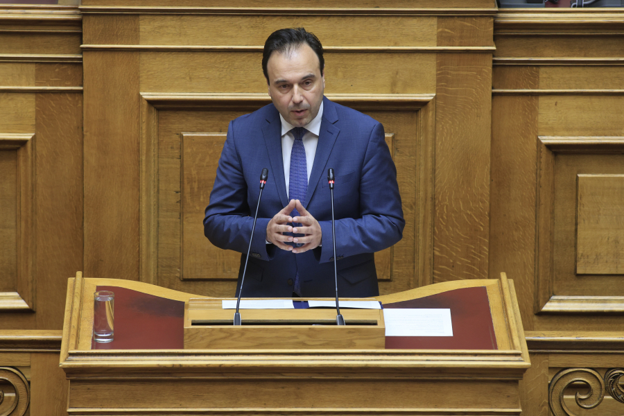 Παπαστεργίου: «Τέλος η Ελληνική Αστυνομία από τα γήπεδα»