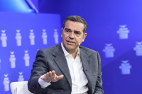 Ο Τσίπρας έβαλε το δίλημμα «σταθερότητα ή Μητσοτάκης» απέναντι στο «Μητσοτάκης ή χάος»