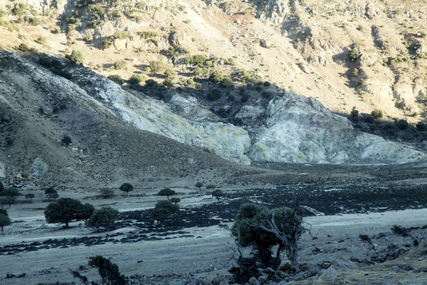 Συναγερμός για ενεργό ηφαίστειο δίπλα στην Αθήνα που κανείς δεν το παρακολουθούσε