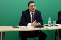 Τσουκαλάς: Πώς αξιολογείται μια κυβέρνηση που νομοθετεί το 2020, αλλά το εφαρμόζει το 2026;