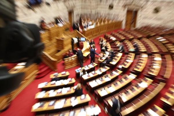 Επανέρχονται μετά την «πασχαλινή απόδραση» οι «11» - «Μουρμούρα» για Γεραπετρίτη