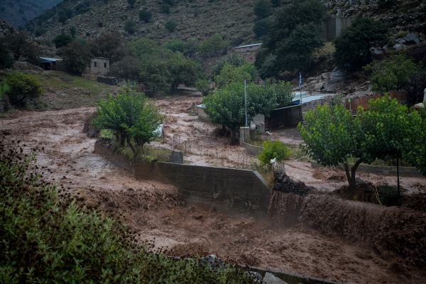 Κακοκαιρία στην Κρήτη: Νέο μήνυμα του 112 στο Ρέθυμνο - «Περιορίστε τις μετακινήσεις σας»