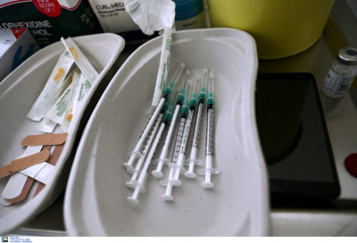 Ιατροδικαστής: Δεν πέθανε από θρόμβωση η 44χρονη που είχε εμβολιαστεί με AstraZeneca (βίντεο)