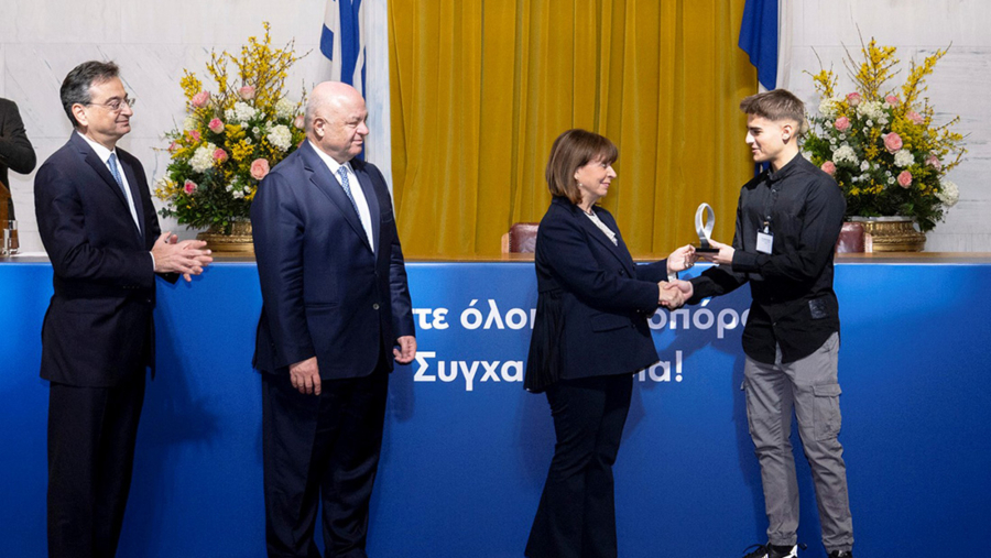 Μπροστά για την Παιδεία: Εκδήλωση βράβευσης «Οι Πρώτοι των Πρώτων»