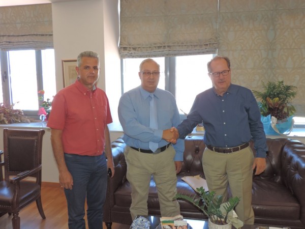 Καλαμάτα: Δωροεπιταγές των σουπερμάρκετ ΑΒ Βασιλόπουλος για πολίτες που έχουν ανάγκη