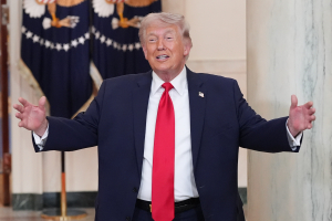Fox News: Ο Τραμπ αφήνει ανοιχτό το ενδεχόμενο συμφωνίας με το Ιράν έως τη Δευτέρα, παρά τις απειλές