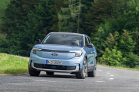 FORD: Η γκάμα των αμιγώς ηλεκτρικών Explorer και Capri ολοκληρώνεται με τις εκδόσεις με μπαταρία Τυπικής Χωρητικότητας