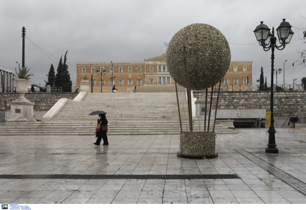 Καιρός Πρωτοχρονιά 2021: Ψυχρό μέτωπο με βροχές και καταιγίδες, δεύτερο κύμα κακοκαιρίας μετά τα Θεοφάνεια