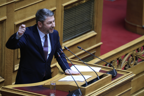 Κυβερνητικές πηγές: Κατώτερος των περιστάσεων ο Ανδρουλάκης