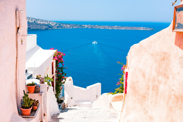 Οι καλοκαιρινές διακοπές κινδυνεύουν - H ΕΕ προειδοποιεί για «κρίση»