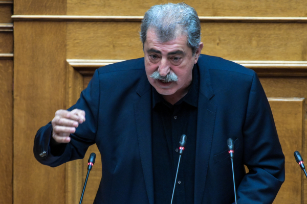 Κόντρα Πολάκη - Παπαθανάση στη Βουλή για τον Πιερρακάκη: «Θα γίνει πιο μισητός και από τον Ντάισελμπλουμ»