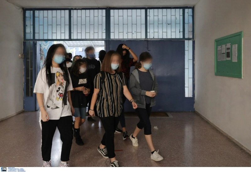 Αυτή είναι η εισήγηση των λοιμωξιολόγων για τα σχολεία