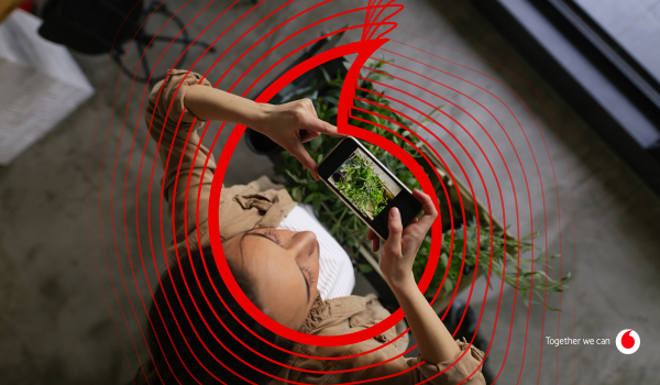 Vodafone Ελλάδας: Μείωσε κατά 93% τις άμεσες και έμμεσες εκπομπές αερίων του θερμοκηπίου