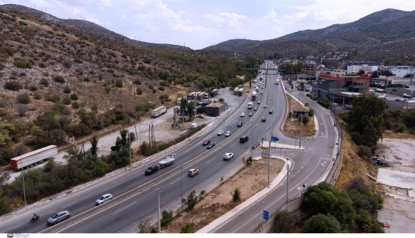 Κανονικά η κυκλοφορία των οχημάτων σε λεωφόρο Σχιστού και Πικέρμι