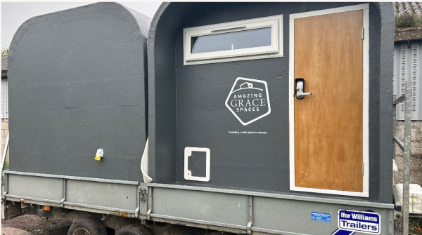 Οι κάψουλες ύπνου για αστέγους έχουν μεγάλη επιτυχία