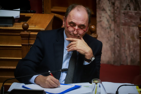 Ξεκινούν οι έρευνες για υδρογονάνθρακες στο Ιόνιο - «Έπεσαν» οι υπογραφές