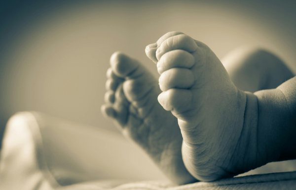 Ηράκλειο: Νεκρό 18 μηνών κοριτσάκι μετά από ανακοπή - Συνελήφθη ο παππούς
