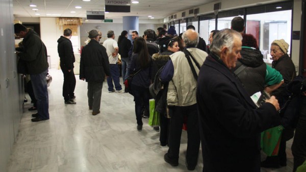 Ο υπέρογκες εισφορές εξαφάνισαν 111.212 «μπλοκάκηδες» το 2017