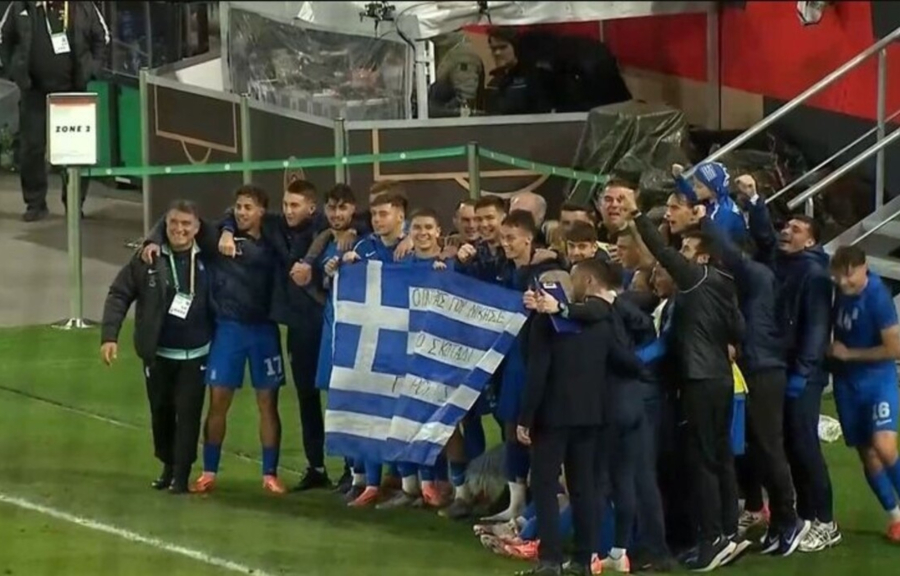 Γερμανία - Ελλάδα: Η συγκινητική αφιέρωση της Εθνικής Ελπίδων στον Πάνο Ρούτσι μετά τη νίκη