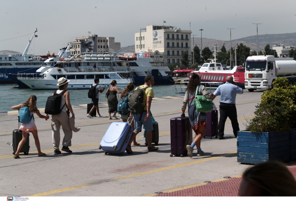 Κοινωνικός Τουρισμός 2022 - ΔΥΠΑ: Ρεκόρ με πάνω από 255.000 αιτήσεις, ποιοι αποκλείονται κατά τον έλεγχο