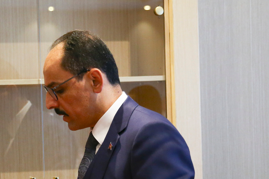 Εμπλοκή με την επίσκεψη Φιντάν και Καλίν στη Συρία – Επιβεβαιώνουν τα βίντεο, διαψεύδει η Τουρκία