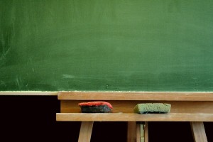 Το υπουργείο Παιδείας διαψεύδει αύξηση στο ωράριο των εκπαιδευτικών