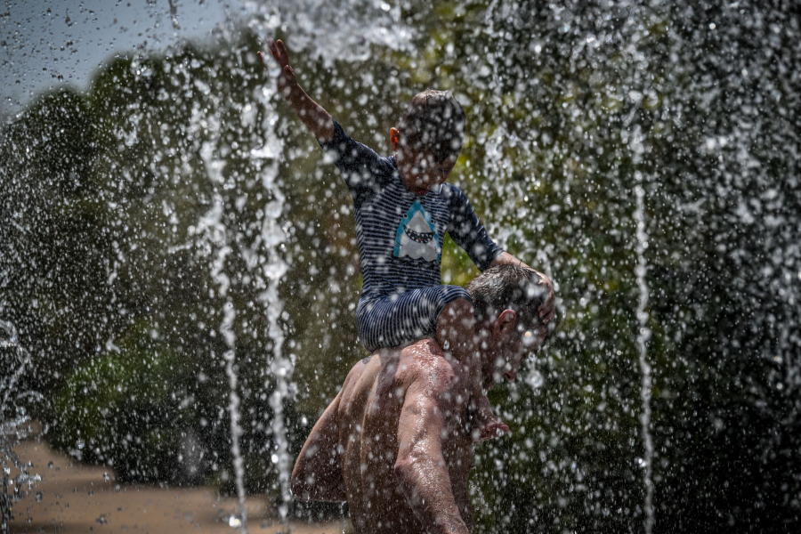 Κλέαρχος Μαρουσάκης: Επικίνδυνες θερμοκρασίες - Οι ημέρες που ο καύσωνας θα δείξει 43αρια