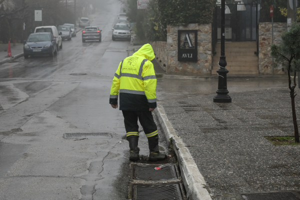 Κλέαρχος Μαρουσάκης: Συνεχή κύματα κακοκαιρίων θα σαρώσουν και πάλι τη χώρα