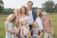 James Van Der Beek: Οι φίλοι του ξεκίνησαν έρανο μετά τον θάνατό του - Σχεδόν 1,7 εκατ. δολ. μέσα σε 24ώρες