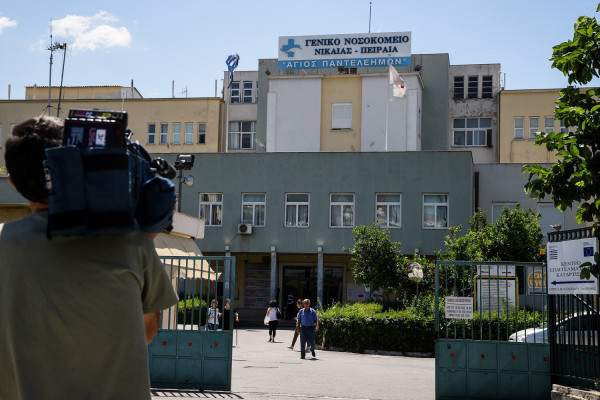Αποκλειστικές νοσοκόμες: Ασφυκτικά κλειστή και πανάκριβη ελληνική πατέντα - ΠΟΕΔΗΝ: Καταγγέλλει Πολάκη για «συλλήψεις»