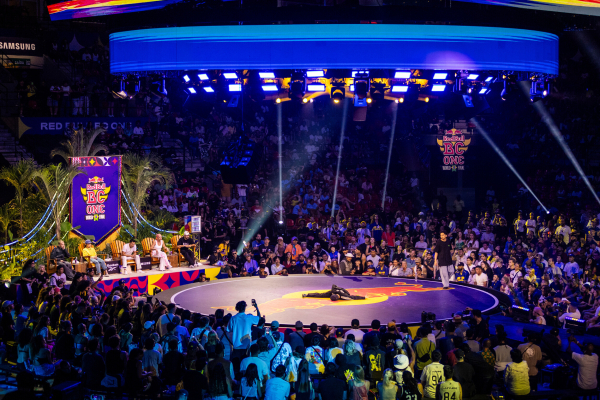 B-Boy Menno και B-Girl India, θριαμβεύουν στον 21ο παγκόσμιο τελικό του Red Bull BC One στη Βραζιλία