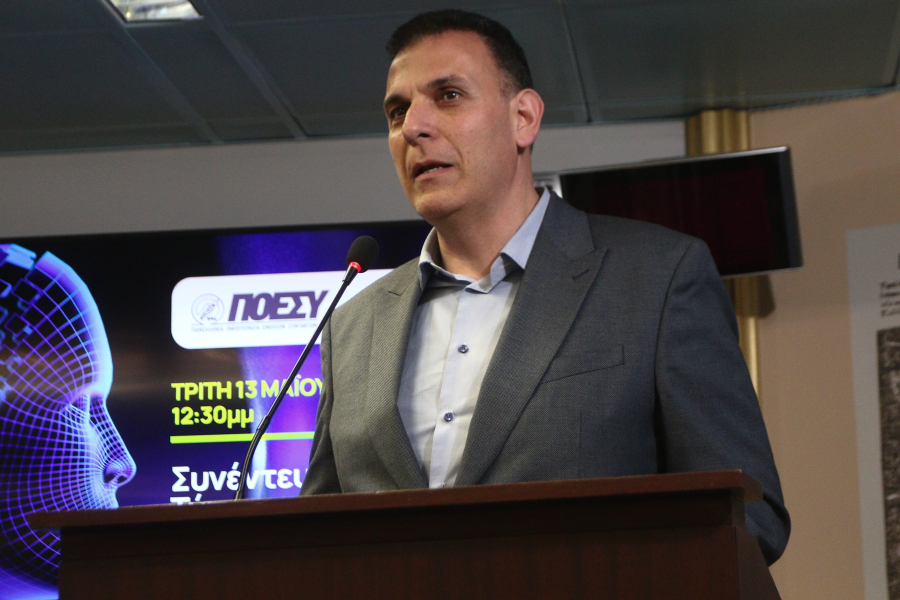 Βέλη Καραμέρου κατά Μαρινάκη για Τζίμα-Καρυστιανού