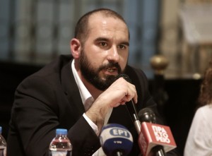 Τζανακόπουλος: Επίθεση σε Μητσοτάκη για το παραλήρημα Μπαρμπαρούση
