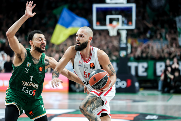 Euroleague: Ο Ολυμπιακός λύγισε στο Κάουνας μετά από 2 παρατάσεις (99-94)