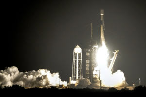 SpaceX: Ανεξέλεγκτος πύραυλος προσέκρουσε στη Σελήνη μετά από έναν χρόνο τροχιάς