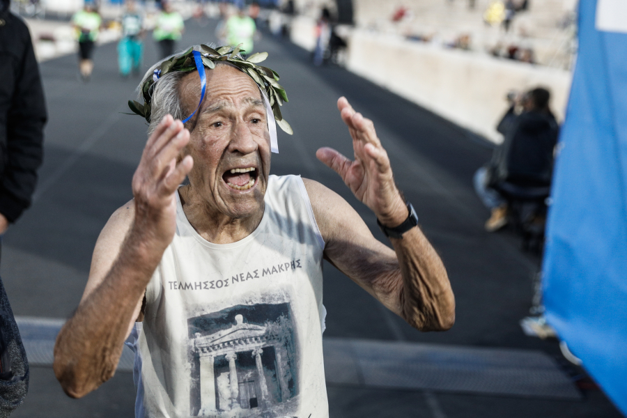 Στέλιος Πρασσάς: Στα 91 του... ανυπομονεί να τρέξει ξανά στον Μαραθώνιο της Αθήνας