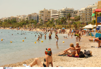 Και η Αττική στη δίνη του καύσωνα - Πολυήμερες θερμοκρασίες «φωτιά» χωρίς να φαίνεται ανάσα δροσιάς