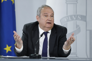 Αγοράστε τώρα αεροπορικά εισιτήρια, προτρέπει η Ισπανία καθώς ο πόλεμος στο Ιράν ανεβάζει τις τιμές του πετρελαίου